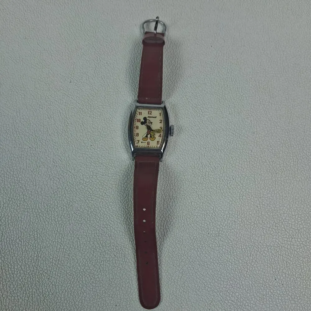 Vintage 1940s Ingersoll US Time MICKEY MOUSE WATCH 8842 Walt Disney Working